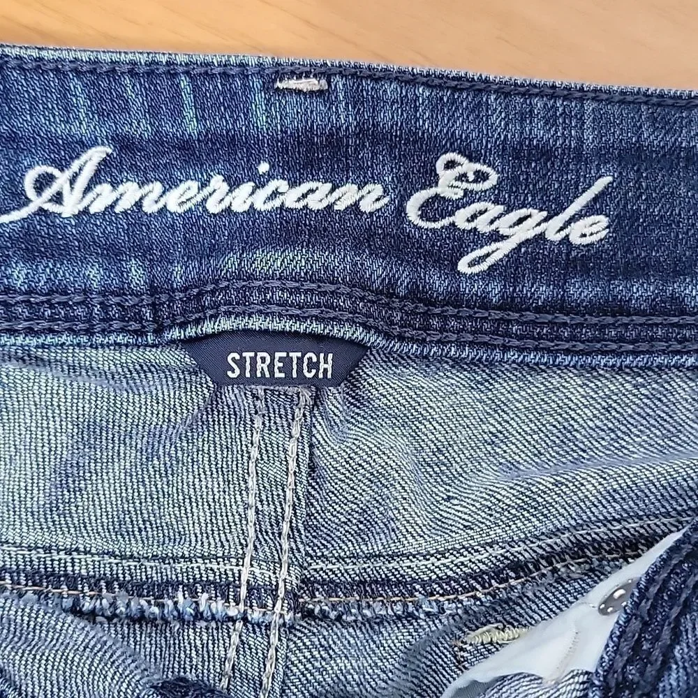 American Eagle cut off denim jean shorts Size 0